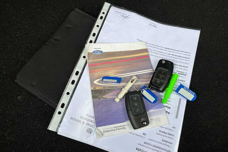 Used Ford Fiesta 2014 for sale - 76930349: Photo 36