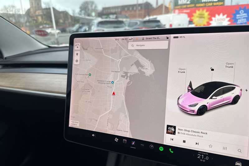 Used Tesla Model 3 2021 for sale - 77349067: Photo 18