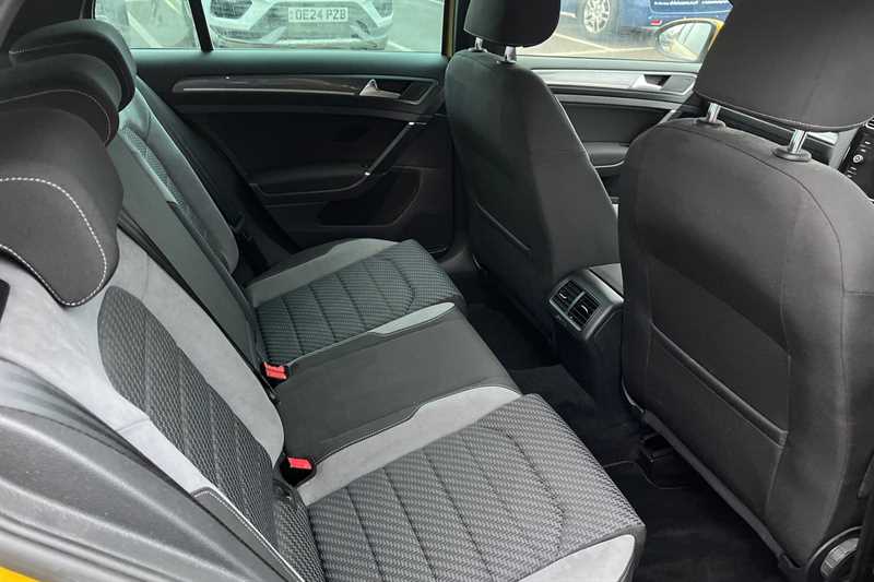 Used Volkswagen Golf 2018 for sale - 77445106: Photo 38