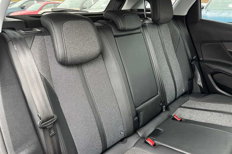 Used Peugeot 3008 2019 for sale - 76529740: Photo 24