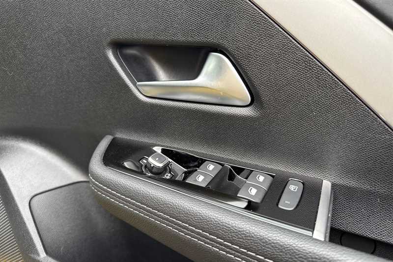 Used Vauxhall Astra 2023 for sale - 77444397: Photo 16