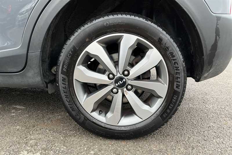 Used Kia Stonic 2023 for sale - 78143492: Photo 11