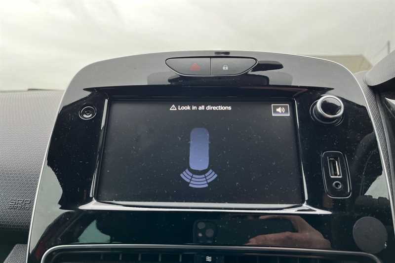 Used Renault Clio 2019 for sale - 77772834: Photo 19