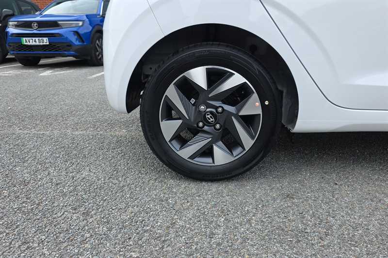 Used Hyundai i10 2025 for sale - 76516551: Photo 9