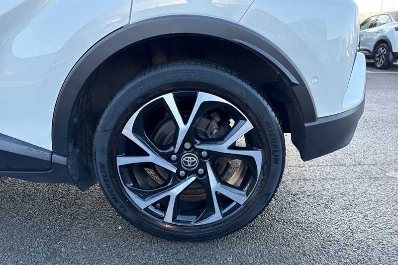 Used Toyota C-HR 2020 for sale - 77553870: Photo 11