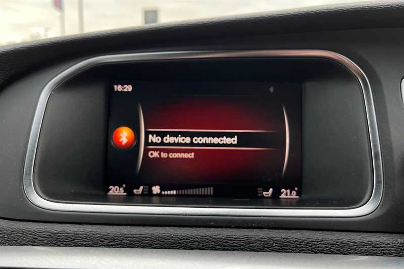 Used Volvo V40 2018 for sale - 78120473: Photo 40