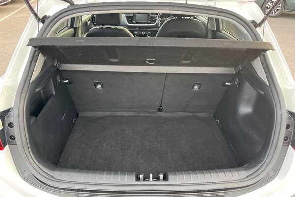 Used Kia Stonic 2020 for sale - 76217456: Photo 25