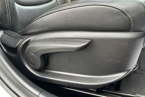 Used Kia Stonic 2020 for sale - 76217456: Photo 26