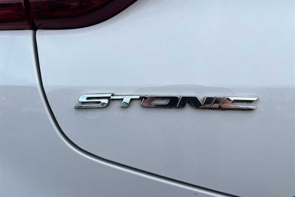 Used Kia Stonic 2020 for sale - 76217456: Photo 30