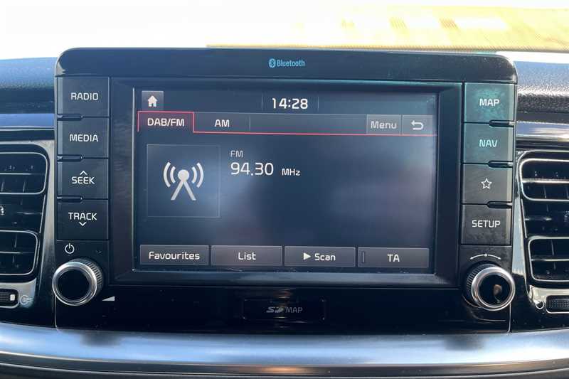 Used Kia Stonic 2018 for sale - 76490126: Photo 17