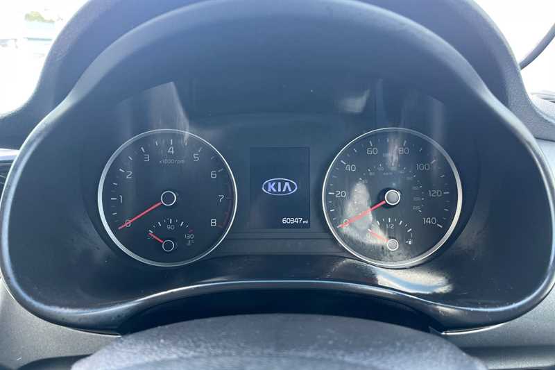Used Kia Stonic 2018 for sale - 76490126: Photo 20