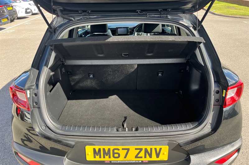 Used Kia Stonic 2018 for sale - 76490126: Photo 25