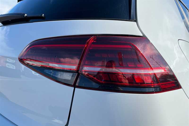 Used Volkswagen Golf for sale - 76463320: Photo 32