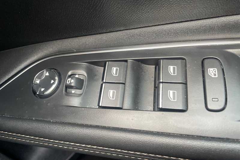 Used Peugeot 3008 2022 for sale - 77321956: Photo 16