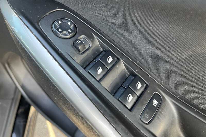 Used Vauxhall Grandland X 2018 for sale - 78188654: Photo 16