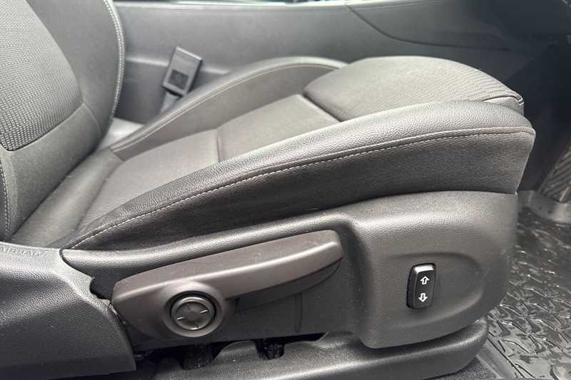 Used Vauxhall Insignia 2017 for sale - 77972011: Photo 28