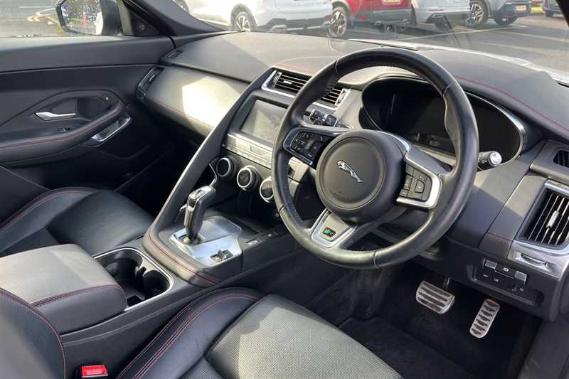 Used Jaguar E-Pace 2020 for sale - 76775269: Photo 38
