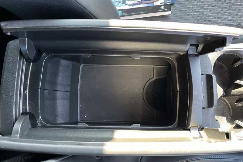 Used Peugeot 5008 2021 for sale - 77895360: Photo 37