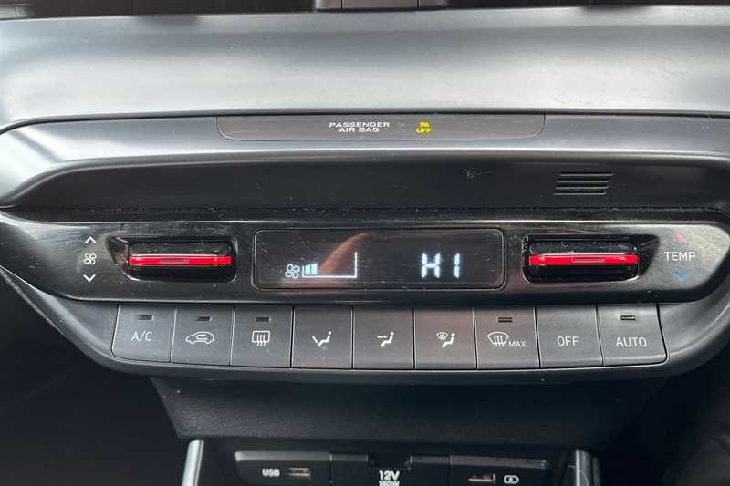 Used Hyundai i20 2024 for sale - 77900615: Photo 15