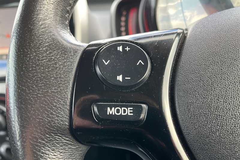 Used Toyota AYGO 2018 for sale - 77887124: Photo 21