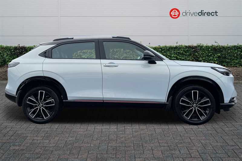 Used Honda HR-V 2023 for sale - 76756361: Photo 2