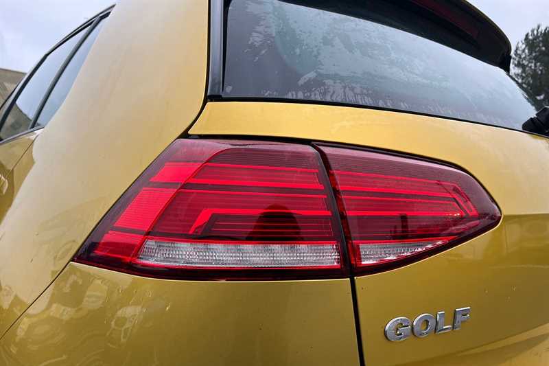 Used Volkswagen Golf 2018 for sale - 77486008: Photo 31