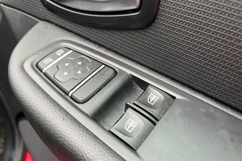 Used Renault Clio 2019 for sale - 77894946: Photo 16