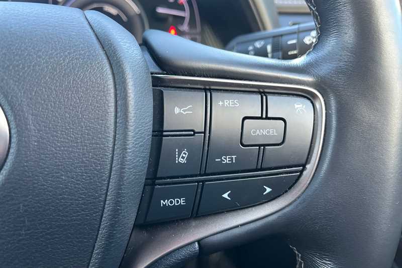 Used Lexus UX 2019 for sale - 77362292: Photo 22