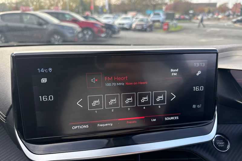 Used Peugeot 2008 2022 for sale - 76529876: Photo 17