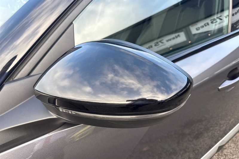 Used Peugeot 2008 2022 for sale - 76529876: Photo 35