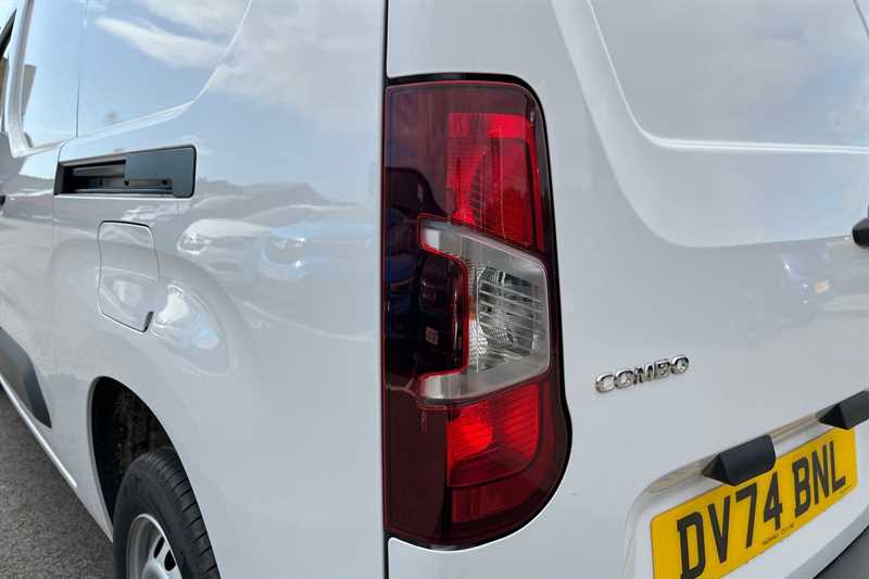 Used Vauxhall Combo for sale - 76858604: Photo 31