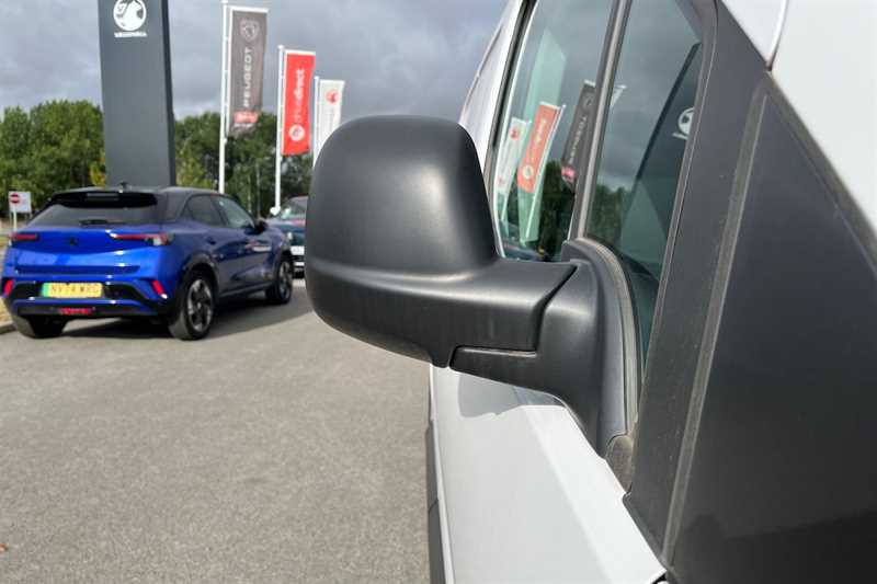 Used Vauxhall Combo for sale - 76858604: Photo 34
