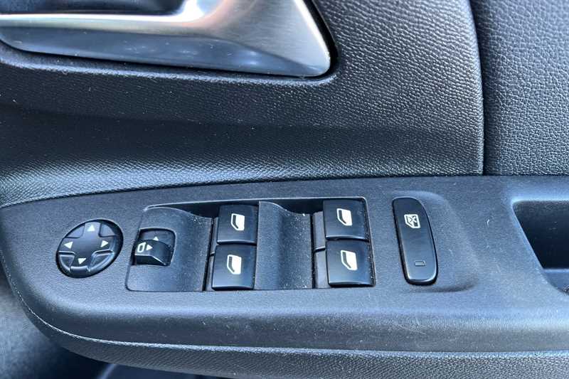 Used Vauxhall Corsa 2020 for sale - 76444134: Photo 16