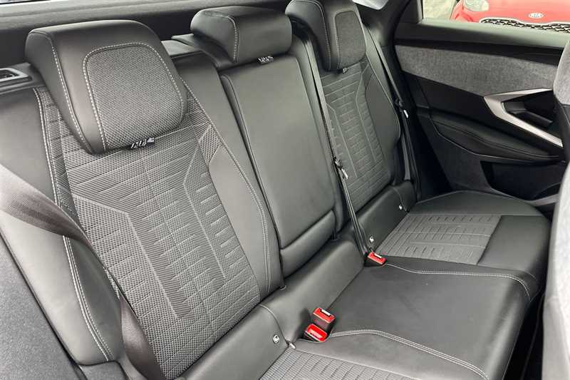 Used Peugeot E-3008 for sale - 78216794: Photo 24