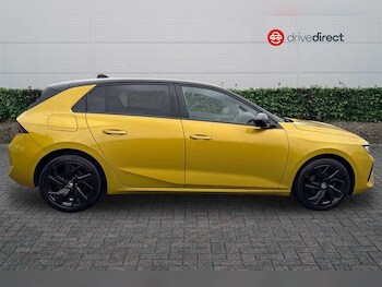 Used Vauxhall Astra 2023 for sale - 78130232: Photo