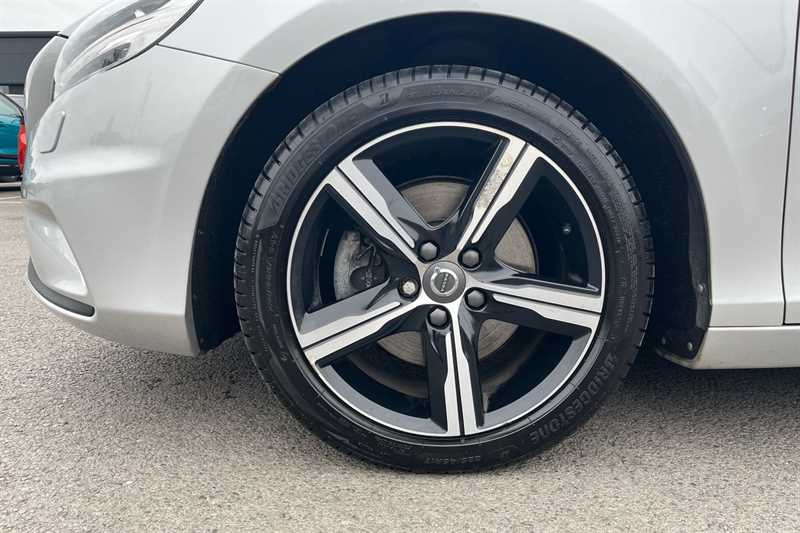 Used Volvo V40 2018 for sale - 78160751: Photo 12