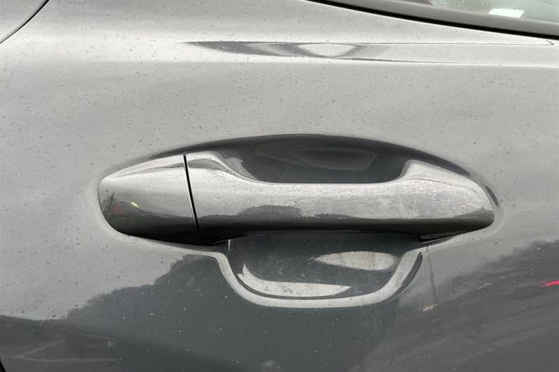 Used Kia Stonic 2023 for sale - 77474299: Photo 33