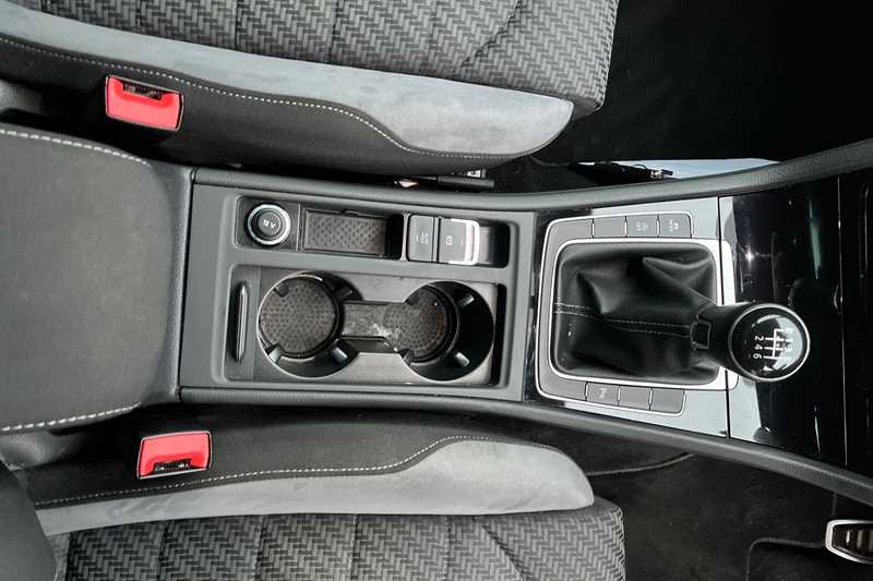 Used Volkswagen Golf 2018 for sale - 77474385: Photo 14