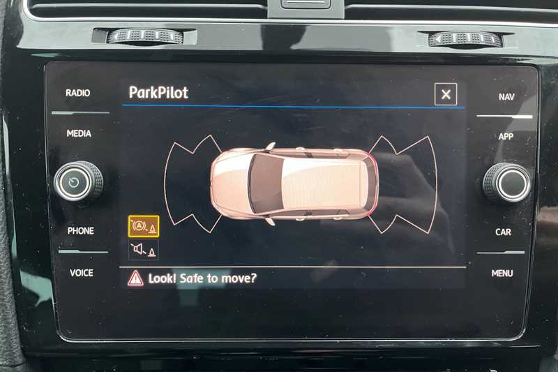 Used Volkswagen Golf 2018 for sale - 77474385: Photo 19