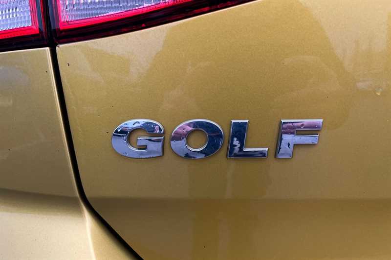 Used Volkswagen Golf 2018 for sale - 77474385: Photo 30