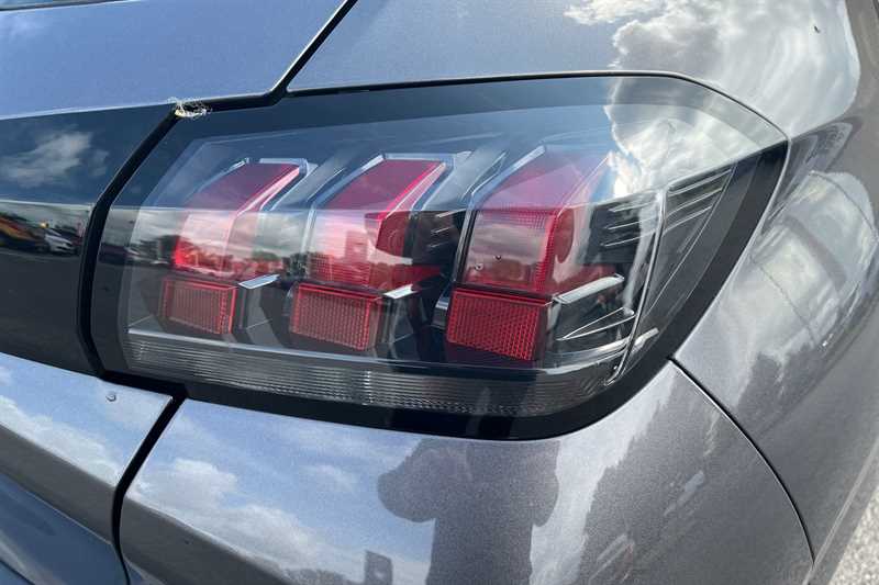 Used Peugeot 208 2022 for sale - 76004612: Photo 32