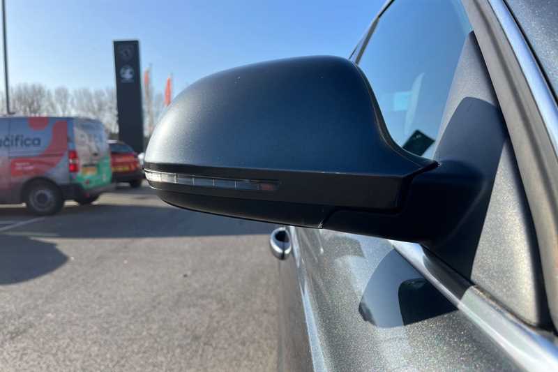 Used Audi Q3 2017 for sale - 77843504: Photo 34