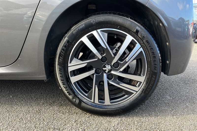 Used Peugeot 208 2023 for sale - 77944860: Photo 11