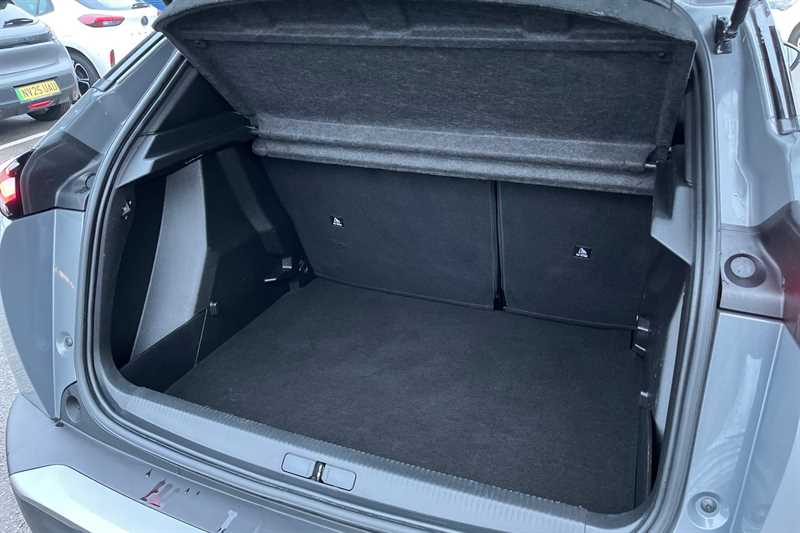 Used Peugeot 2008 2023 for sale - 77727791: Photo 25