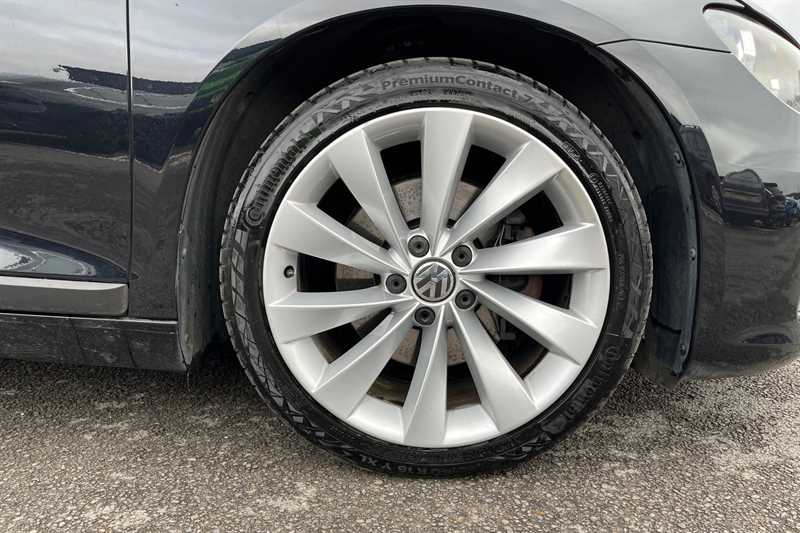 Used Volkswagen Scirocco for sale - 76329398: Photo 9