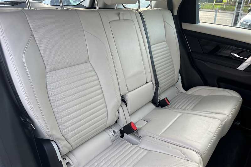 Used Land Rover Discovery Sport 2021 for sale - 76362476: Photo 24