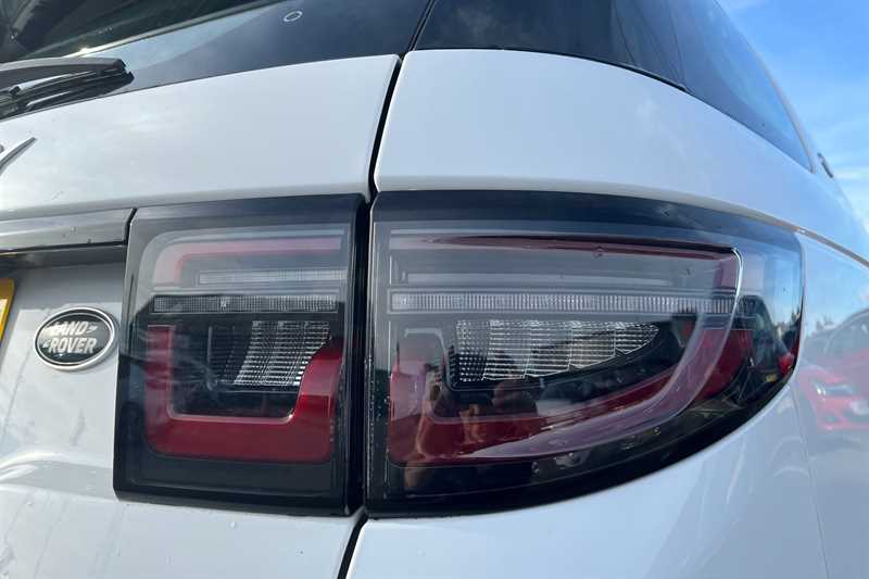 Used Land Rover Discovery Sport 2021 for sale - 76362476: Photo 32