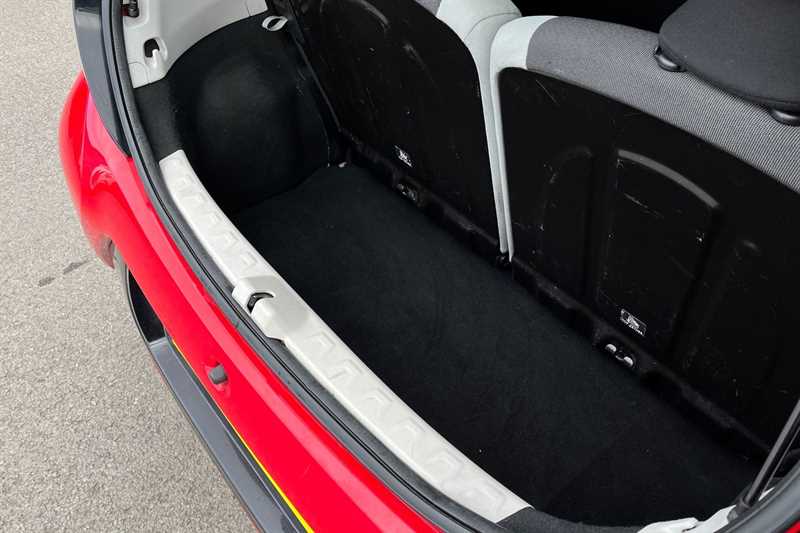 Used Toyota AYGO 2018 for sale - 77843568: Photo 25