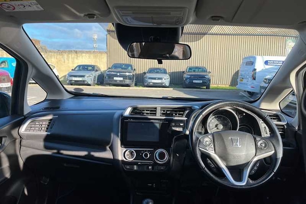 Used Honda Jazz 2018 for sale - 76298592: Photo 13