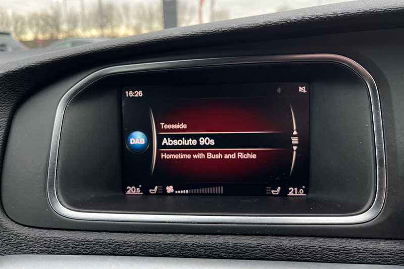 Used Volvo V40 2018 for sale - 78188594: Photo 17